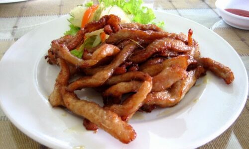 Manita Food & Fun l หมูสามชั้นหมักน้ำปลาแดดเดียว