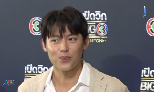 หมาก ปริญ” เขินถูกแซวคลั่งรัก จูบรัวเจ้าสาว “คิมเบอร์ลี่” ชื่นใจงานแต่งเหมือนนิยาย