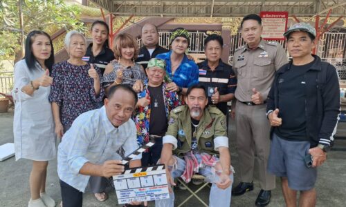 ข่าวบันเทิงเริงใจBy ธัช พระสมุทร ตะลุยกองถ่ายทำภาพยนต์สั้นสะท้อนสังคม ตอนแรก เรื่อง โจรในวัด 