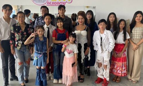 งานCasting ศิลปินหน้าใหม่ Touch Media,Touch Entertainment,AEC TV Channel,ดาราวาไรตี้ ร่วมกันจัดการAudition นักแสดงและศิลปินหน้าใหม่เพื่อเข้าสู่วงการบันเทิงและรองรับSoft Powerด้านวัฒธรรมของชาติและรัฐบาล